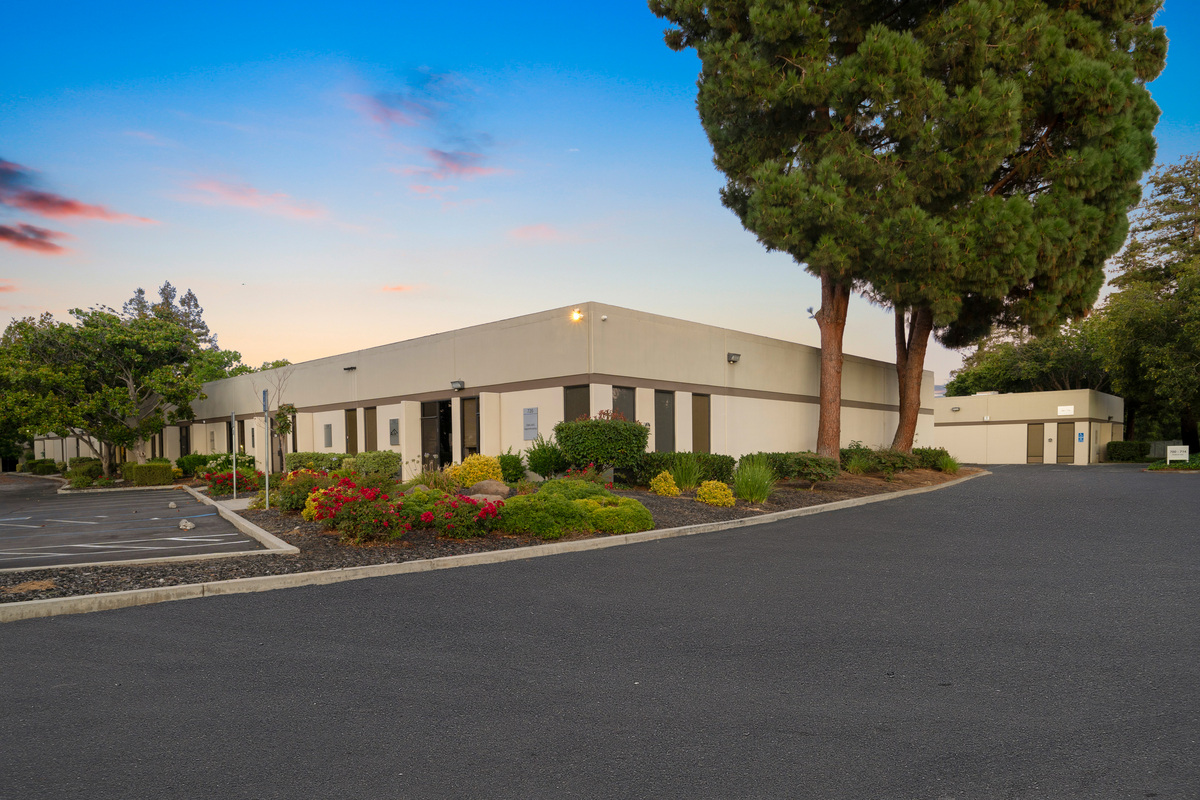 6,144 SF Flex Space in San Jose, CA Photo